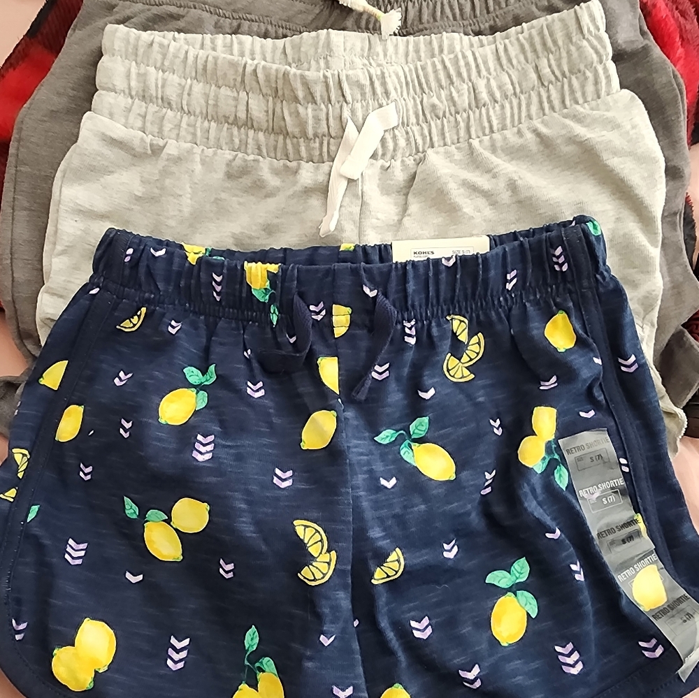 Girls short lot